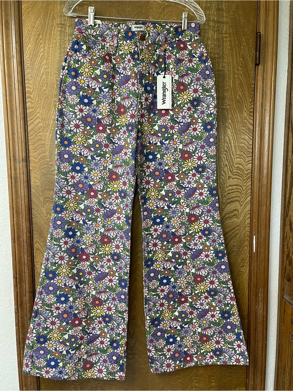 Wrangler Wanderer Size 30 Floral High Rise Wide Flare Leg Jeans NWT - Picture 3 of 8
